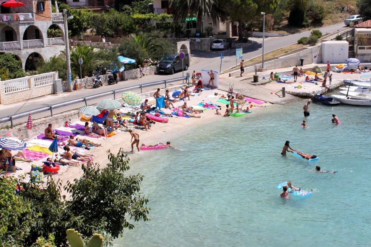 Apartments With A Parking Space Mavarstica, Ciovo - 17803 Trogir Exterior photo