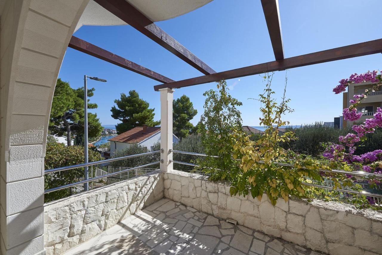 Apartments With A Parking Space Mavarstica, Ciovo - 17803 Trogir Exterior photo