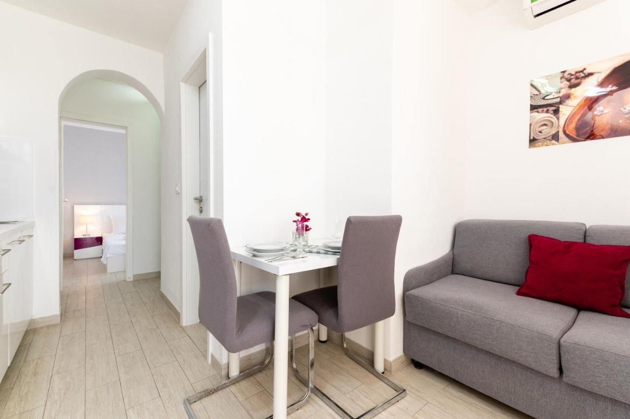 Apartments With A Parking Space Mavarstica, Ciovo - 17803 Trogir Exterior photo